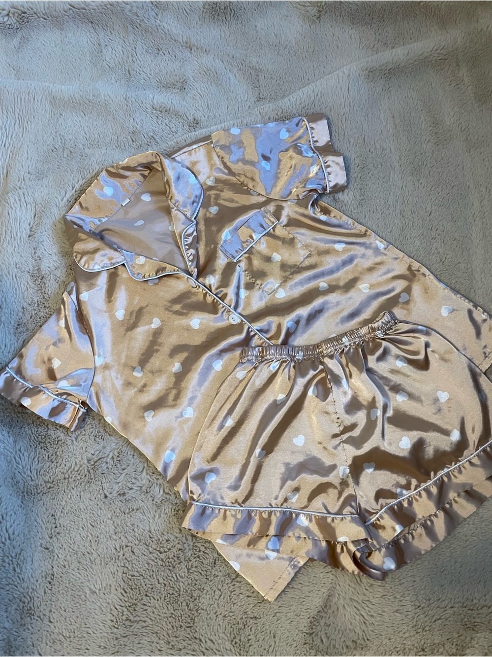 Satin Heart-Print Short Pajama Set in Champagne
